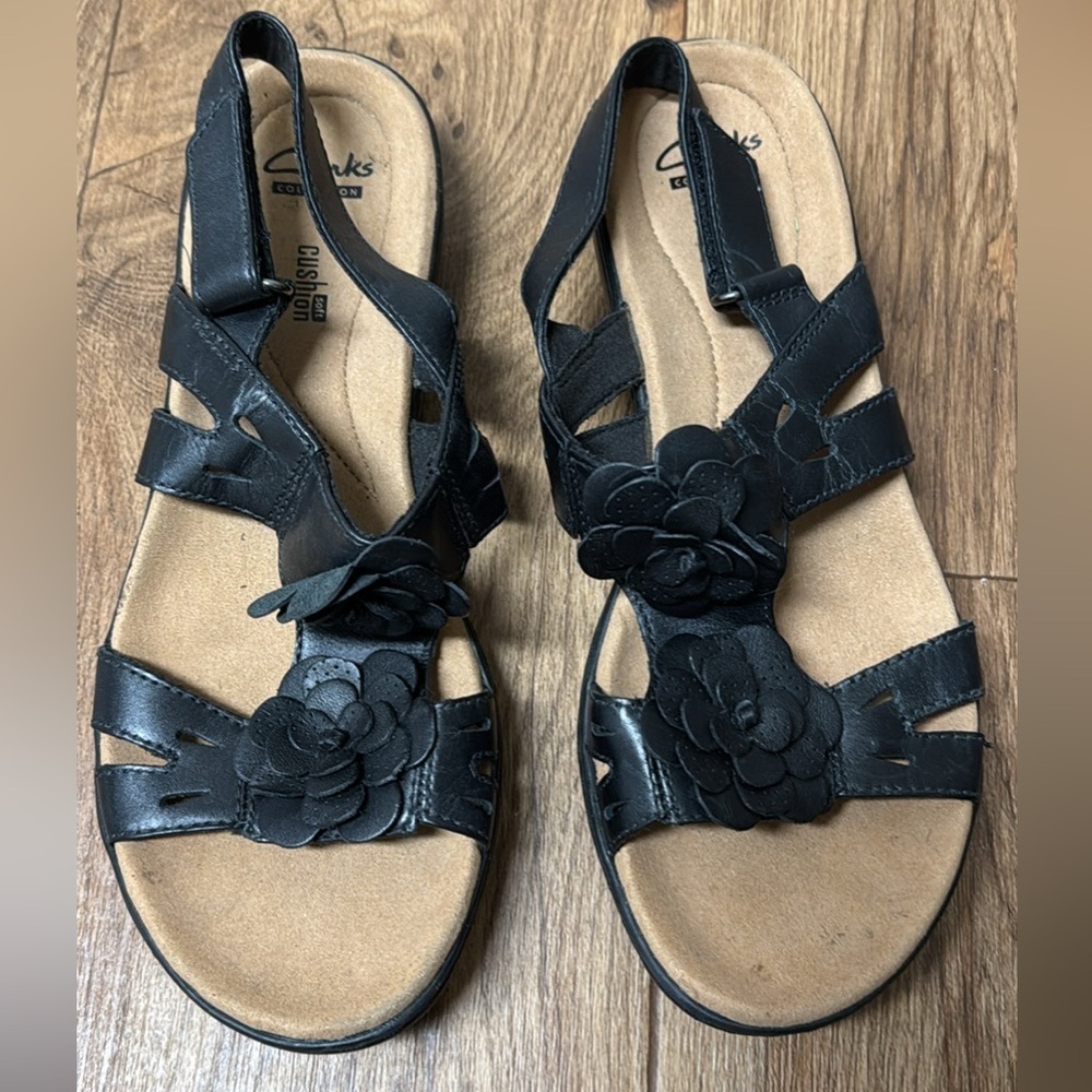 Clarks Women's Black Floral Sandals